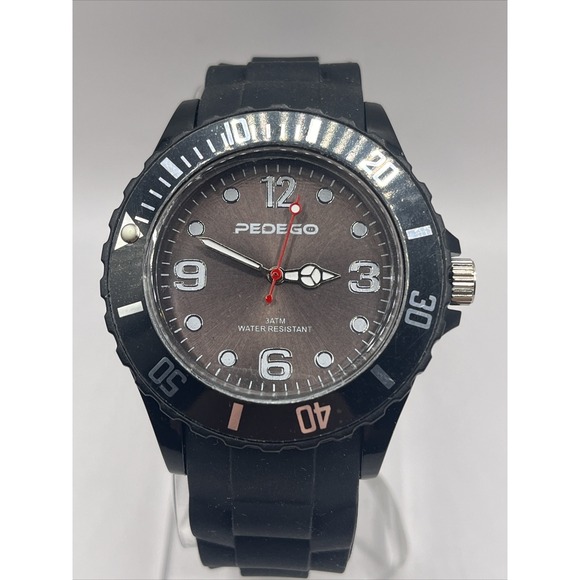 Pedego Men's Quartz Watch Rotating Bezel Black Silicone Band- New Battery - Picture 1 of 7
